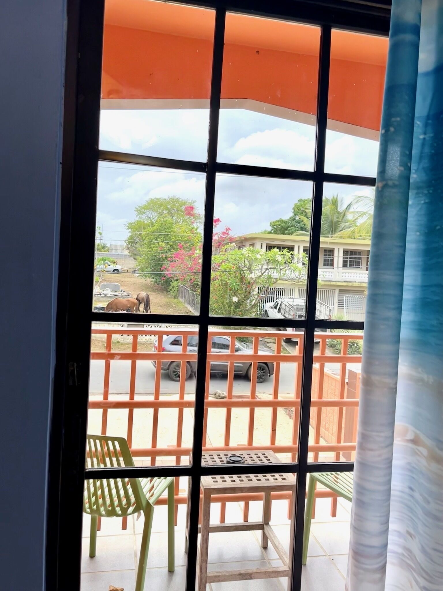 island breeze | terrace/patio