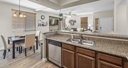 RARE GATED Summerlin Luxury Tuscan 2 Bed / 2 Bath Condo