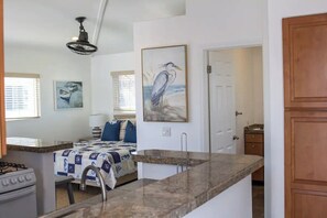 7 bedrooms, iron/ironing board, free WiFi, bed sheets - Giant 7 Bedroom Home with 2 separate Condos (Newport Beach)