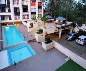 Piscine extérieure