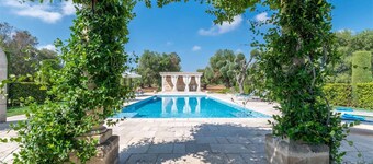 Historic villa with private pool 