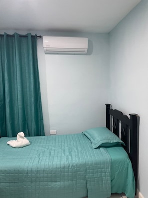 2 bedrooms, free WiFi, bed sheets, wheelchair access