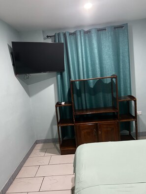 2 chambres, Wi-Fi gratuit, draps fournis