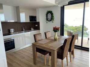 Private kitchen - Lovely 4 bed-room Penthouse with Jacuzzi! (Villajoyosa)