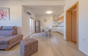 Smart TV - Cozy apartment in Zadar with WiFi (Zadar)