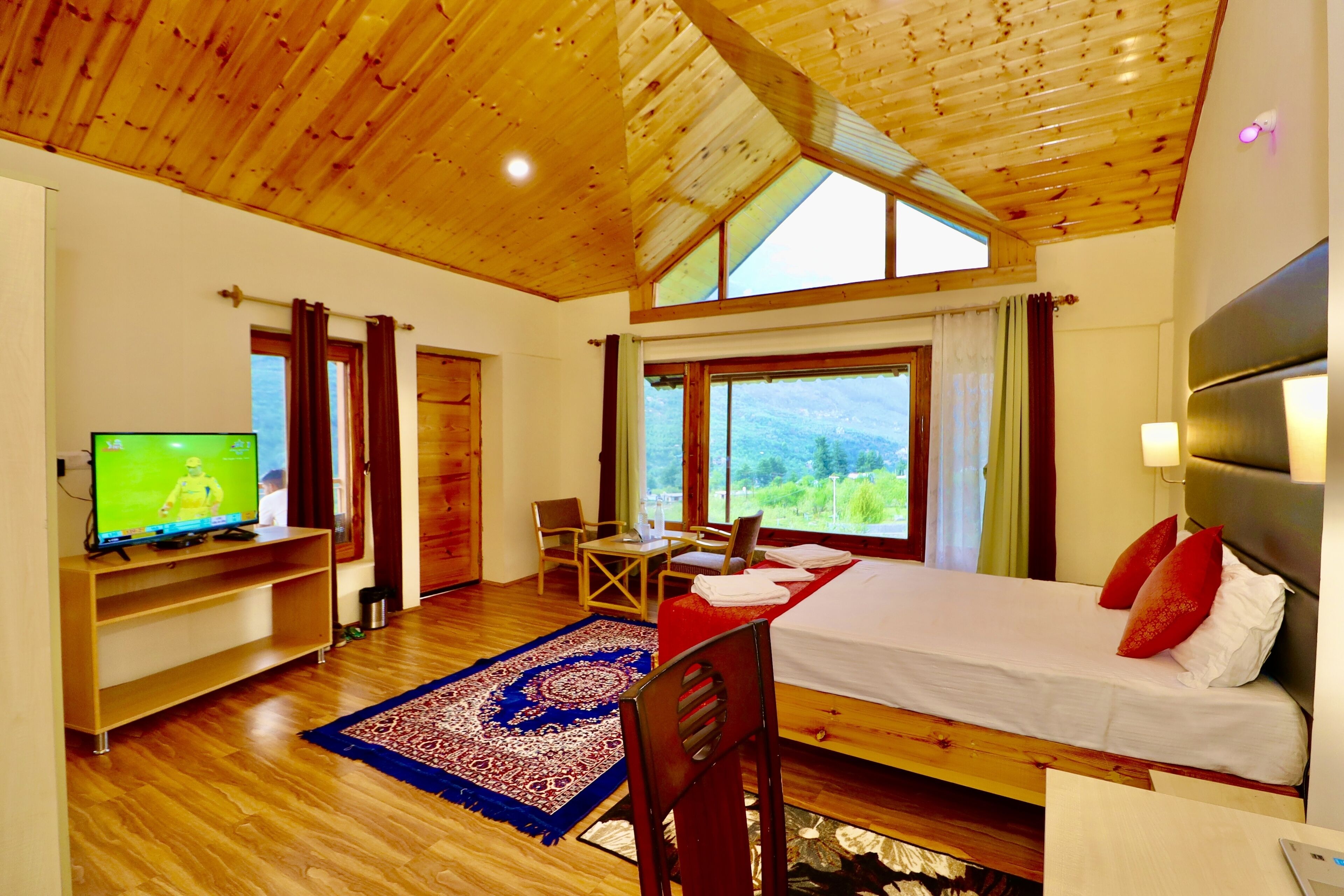 9 bedrooms, WiFi (free)
