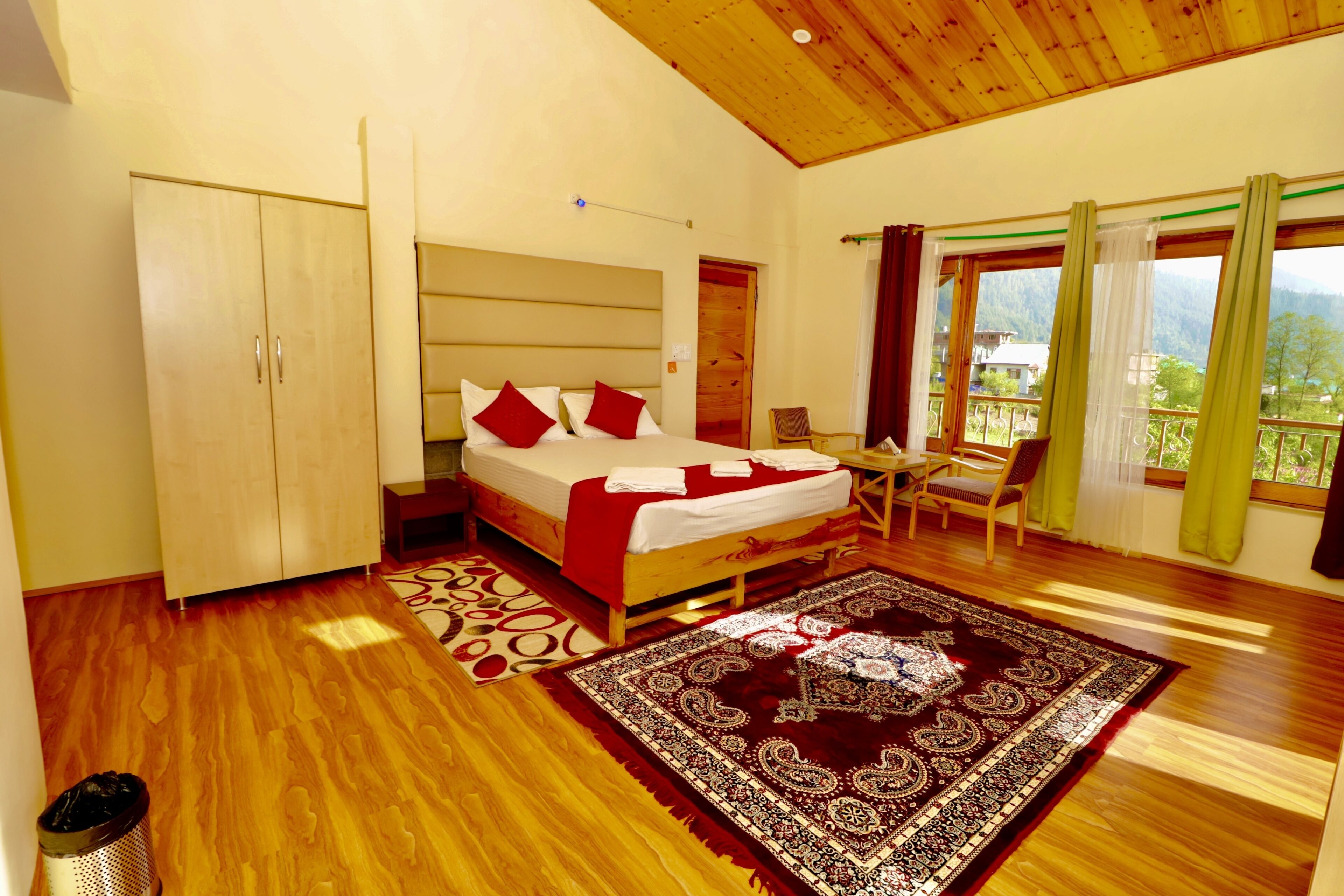 9 bedrooms, WiFi (free)
