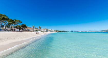 V. Casa Blanca, pool and beach