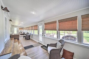 Interior - Stunning Oklahoma Home ~ 3 Mi to Spiro Mounds (Spiro)
