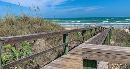 Ocean View, Shared Pool/Hot Tub, Boardwalk to Beach