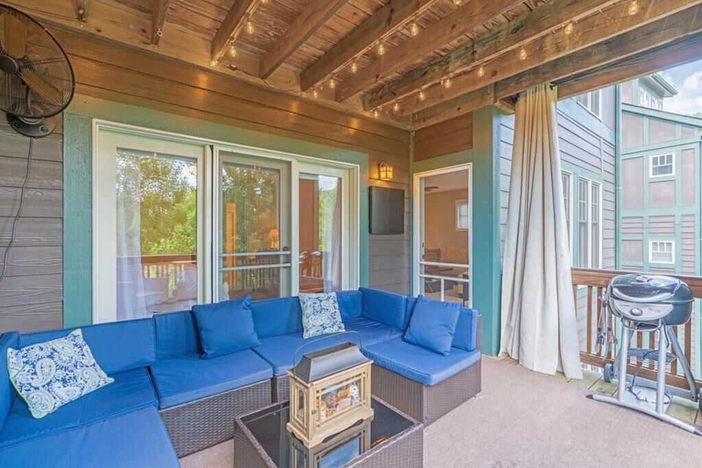 Evergreens 821- Mountain Condo, Gated Resort, Indoor/Outdoor Pools and Hot Tub, Fitness, Fishing ...