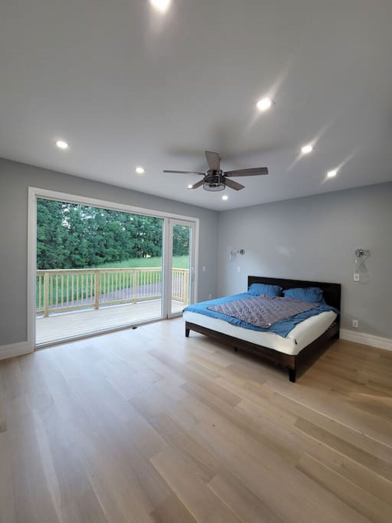 5 chambres, fer et planche à repasser, Wi-Fi, draps fournis