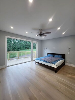 5 quartos, ferros/tábuas de passar roupa, Wi-Fi, roupa de cama