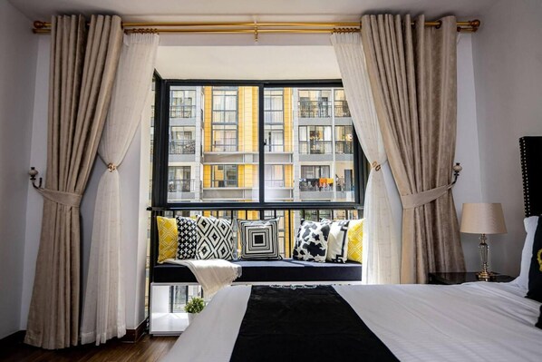 3 bedrooms, free WiFi, bed sheets - Modern 3-bed Apartment in the Heart of Nairobi (Nairobi)