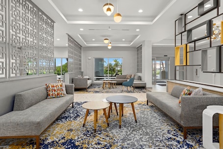 Lobby lounge