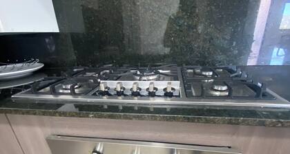 The luxe 4 bedroom apartment