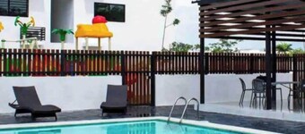 The luxe 4 bedroom apartment