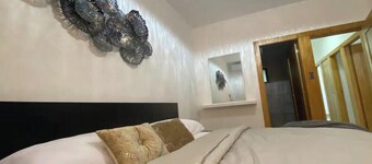 The luxe 4 bedroom apartment