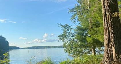 Quaint lakefront cabin
