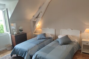 2 Schlafzimmer, Reisekinderbett, WLAN