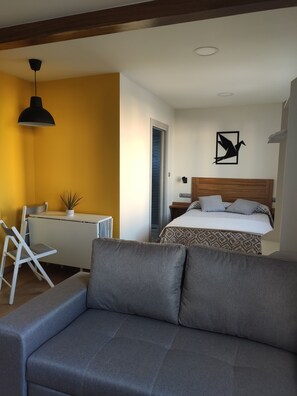 1 dormitorio, wifi gratis, ropa de cama
