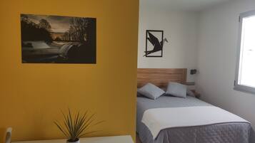 1 bedroom, free WiFi, bed sheets