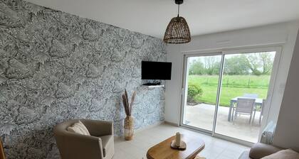 Maison située dans une impasse.