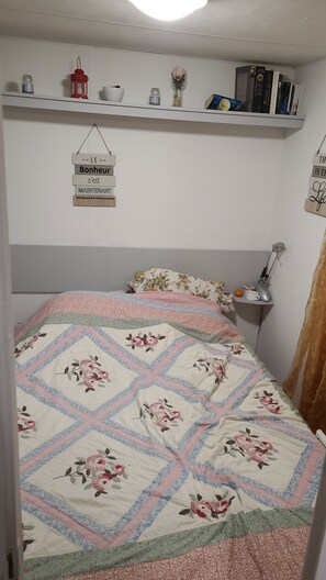 2 bedrooms