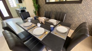 تناول الطعام