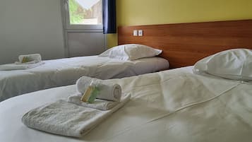 Free WiFi, bed sheets