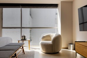 TV, books, stereo, offices