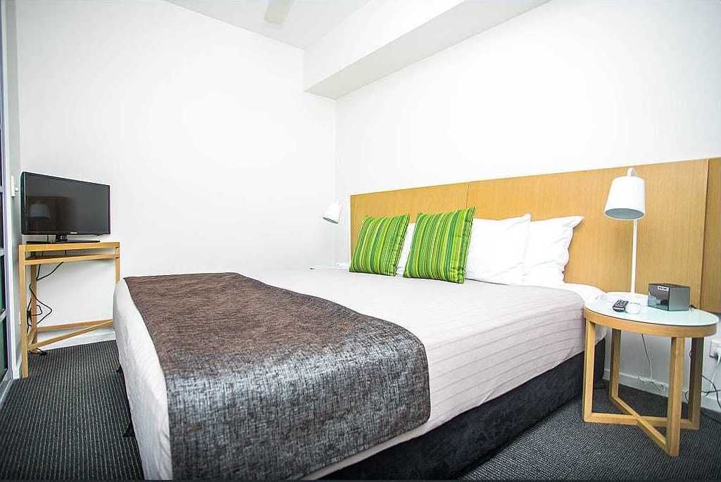 1 habitación y caja de seguridad en la habitación 