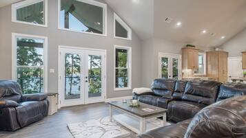 Smart TV, fireplace, video games, DVD player