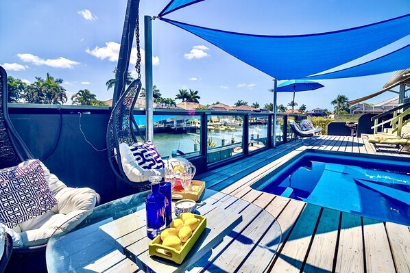 Piscine extérieure, piscine chauffée