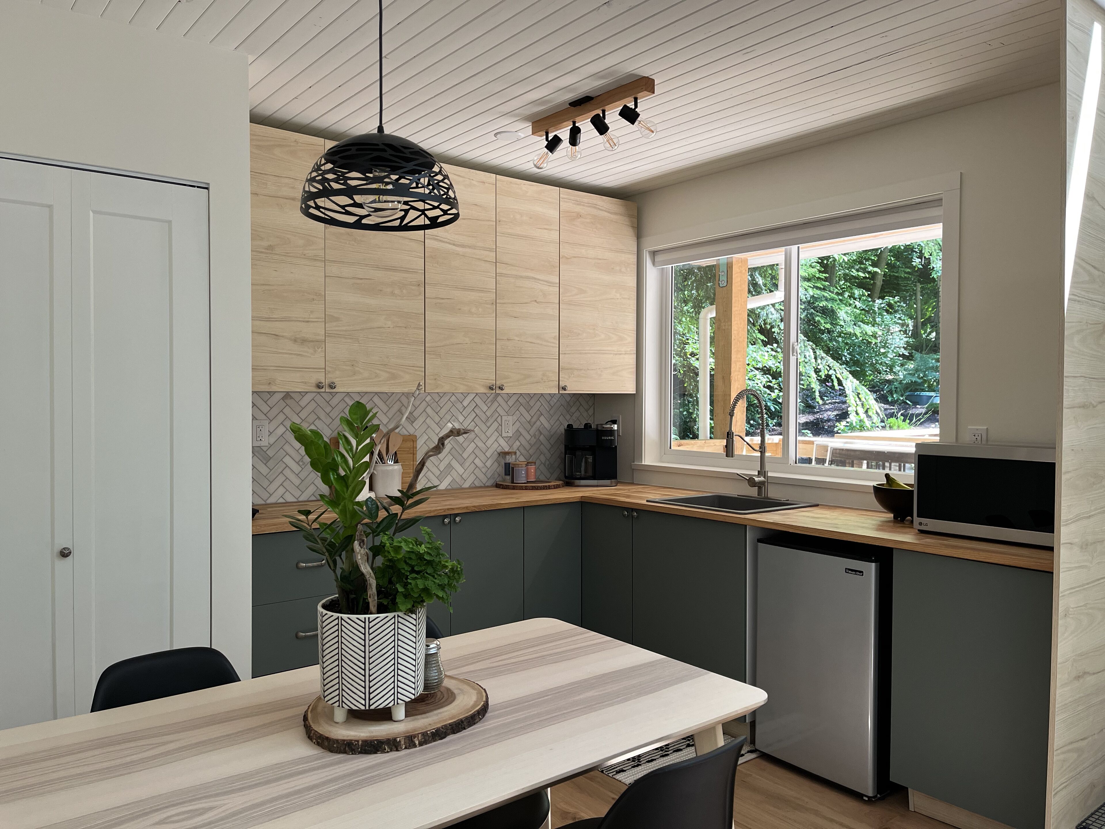 10 Best LongTerm Rentals In Bowen Island, Canada Updated 2024 Trip101