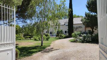 Enceinte de lâhĂ©bergement