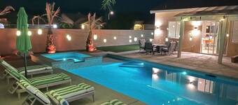 Beautiful Desert Retreat - Salt Water Pool & Spa