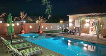 Beautiful Desert Retreat - Salt Water Pool & Spa