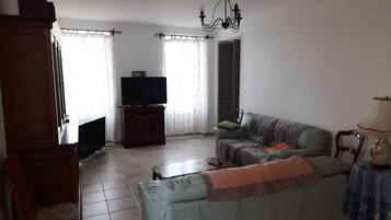 TV