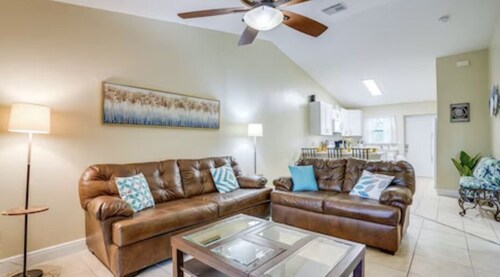 Cozy family accommodations with enclosed lanai.