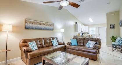 Cozy family accommodations with enclosed lanai.