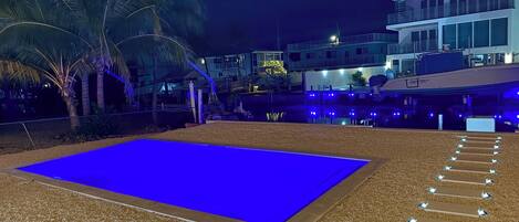 Outdoor pool, a heated pool