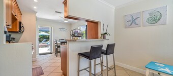 Cozy Getaway with pool and minutes to the beach!!!