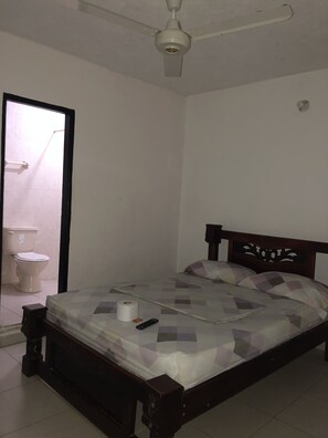 11 bedrooms, free WiFi, bed sheets