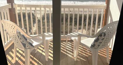 Oceanfront Corner Unit with Pool & Direct Beach Access