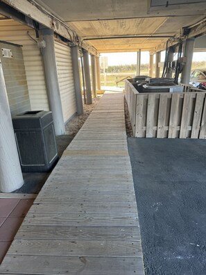 Property grounds - Oceanfront Corner Unit with Pool & Direct Beach Access (North Myrtle Beach)