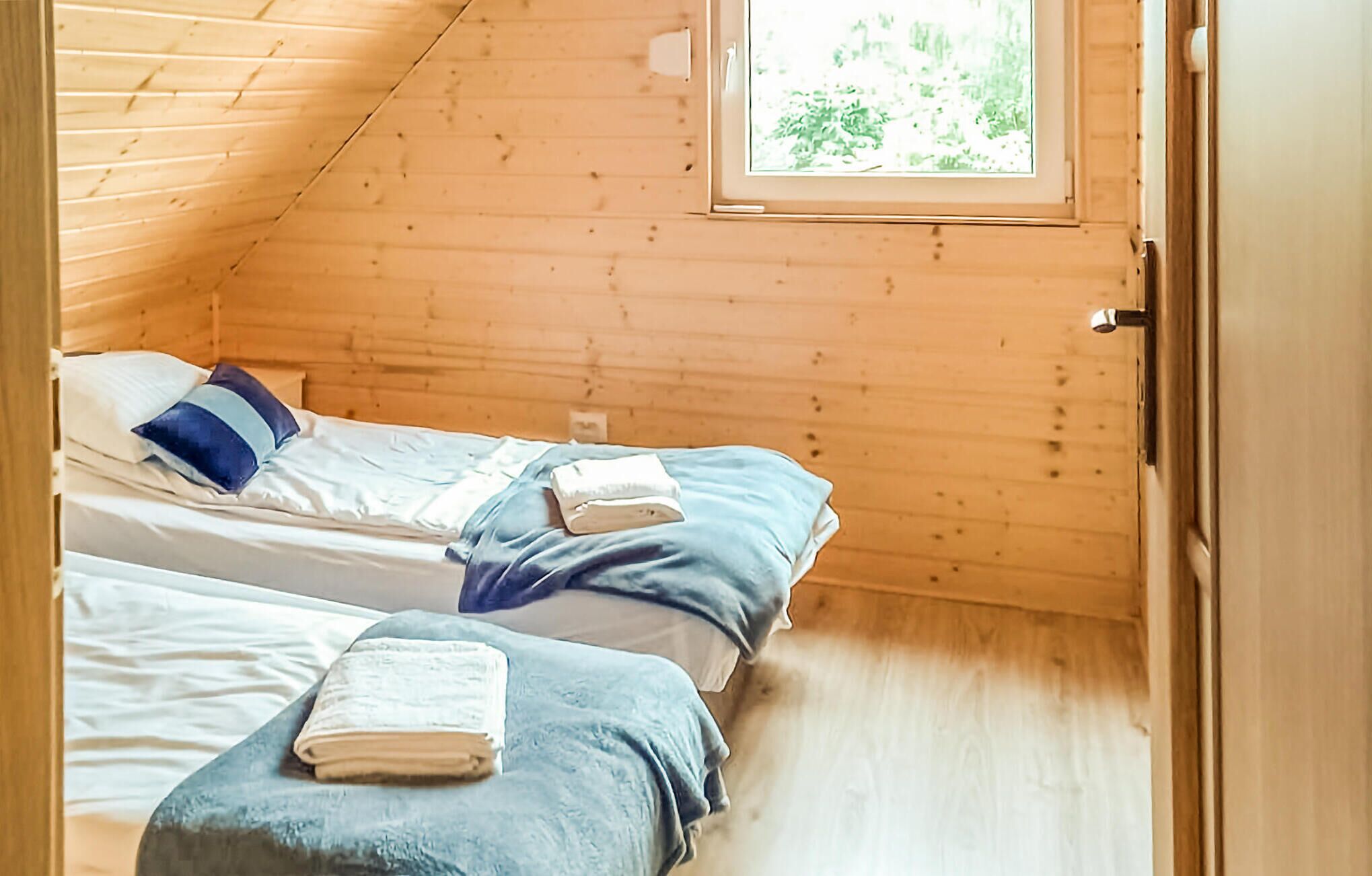 5 habitaciones, cuna de viaje y wifi gratis 