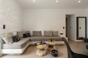 Comfort Apartment | Living area - Naxos Green Village Hotel (Naxos)