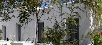 Naxos Green Village Hotel