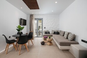 Comfort Apartment | Individually decorated, individually furnished, blackout curtains - Naxos Green Village Hotel (Naxos)